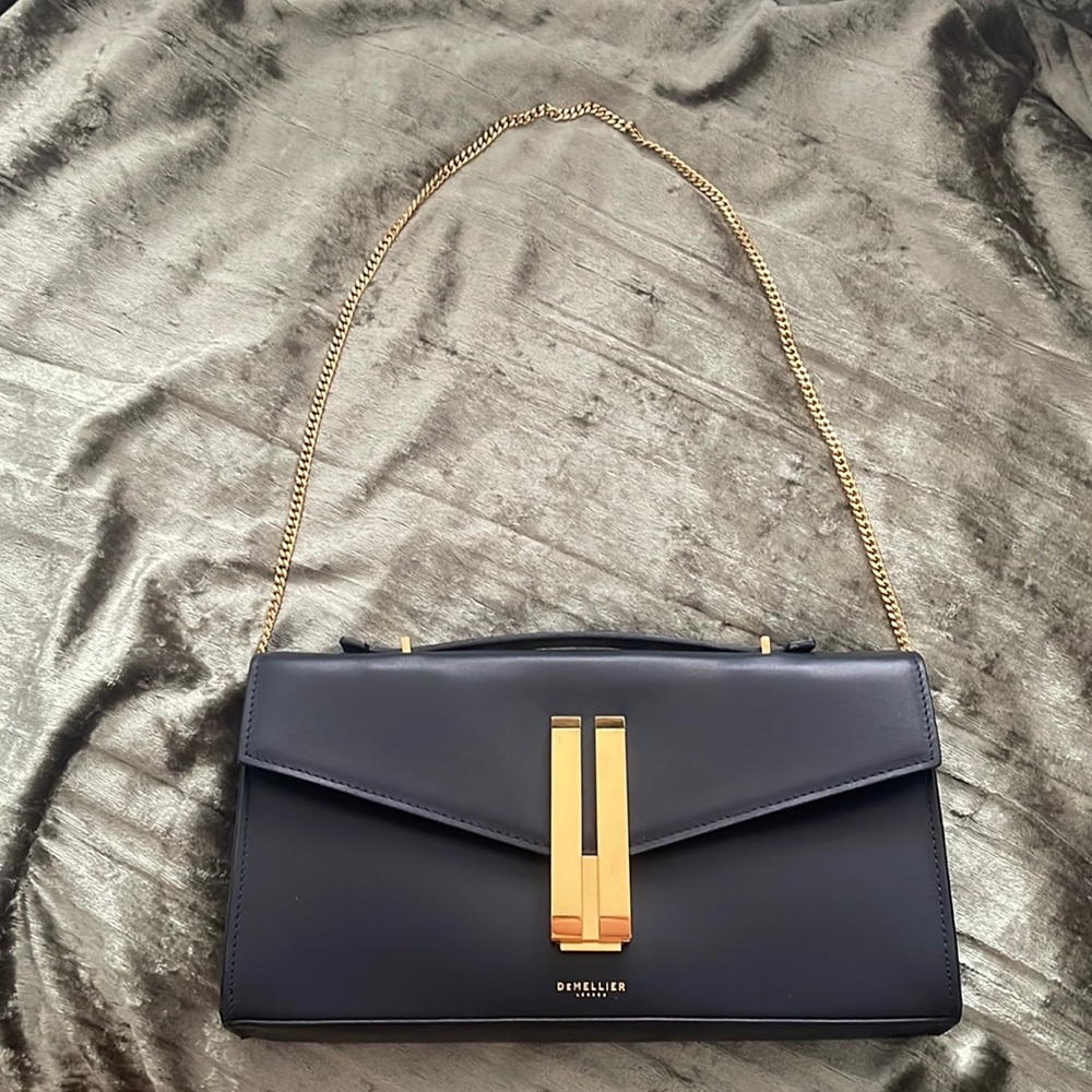 AUTHENTIC DEMELLIER VANCOUVER CLUTCH IN NAVY SMOOTH LEATHER